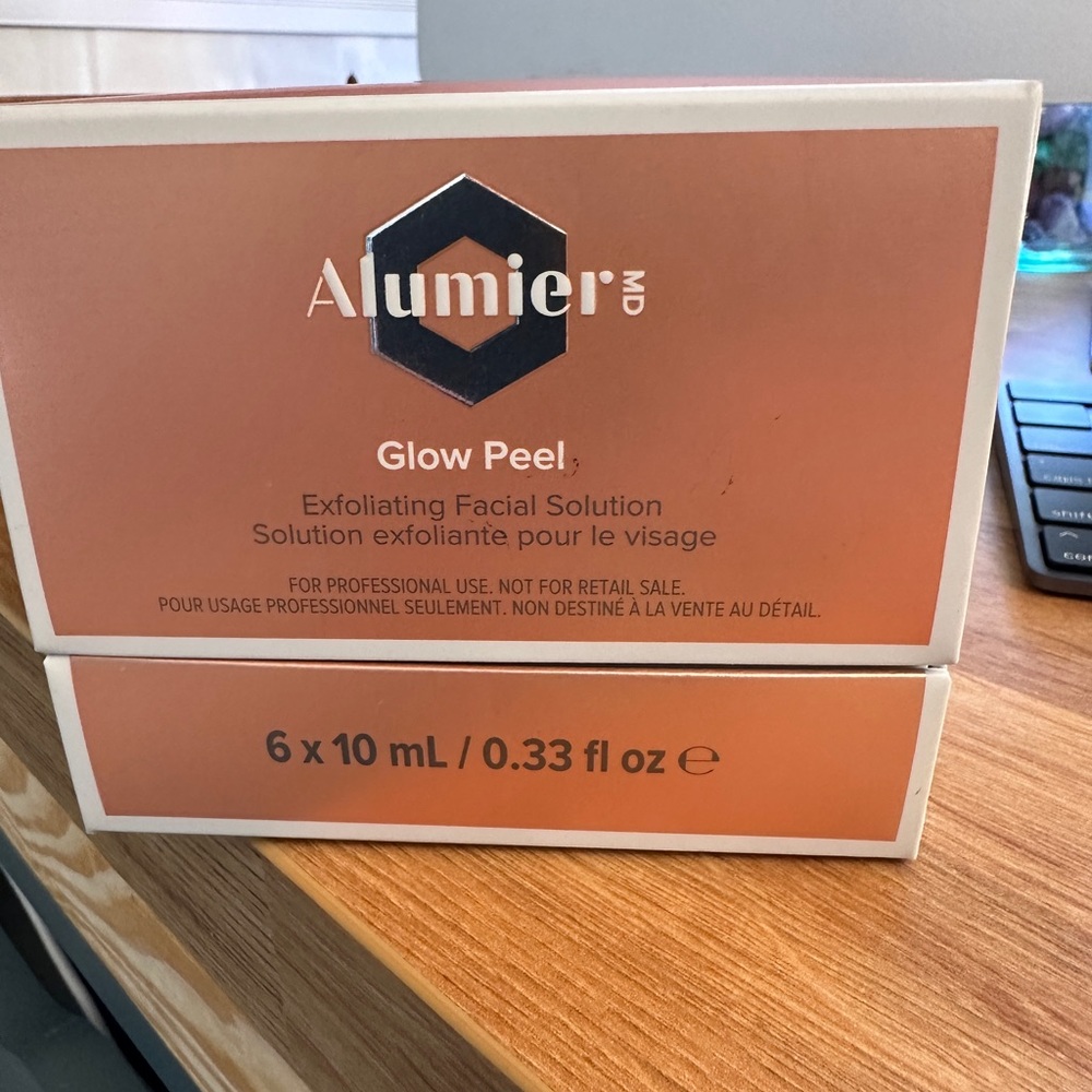 AlumierMD Glow Peel - qty 4